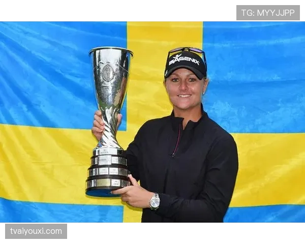 天气中断比赛后，裁判如何决定是否重赛或判罚？